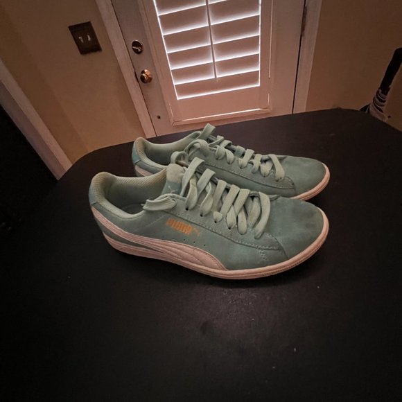 Puma size 6 mint suede classic shoes - Picture 9 of 11